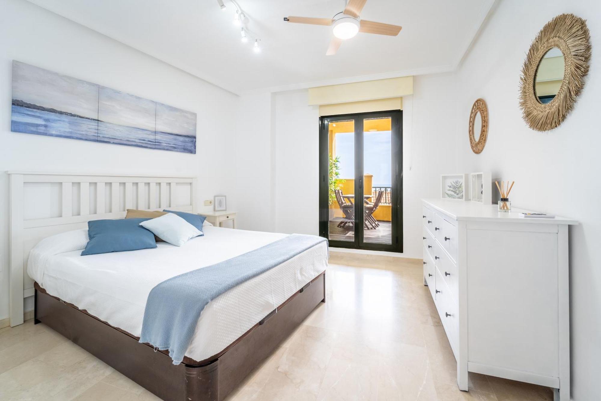 Fabulous Golf Front Apartment With Pool And Seaview بينالماذينا المظهر الخارجي الصورة